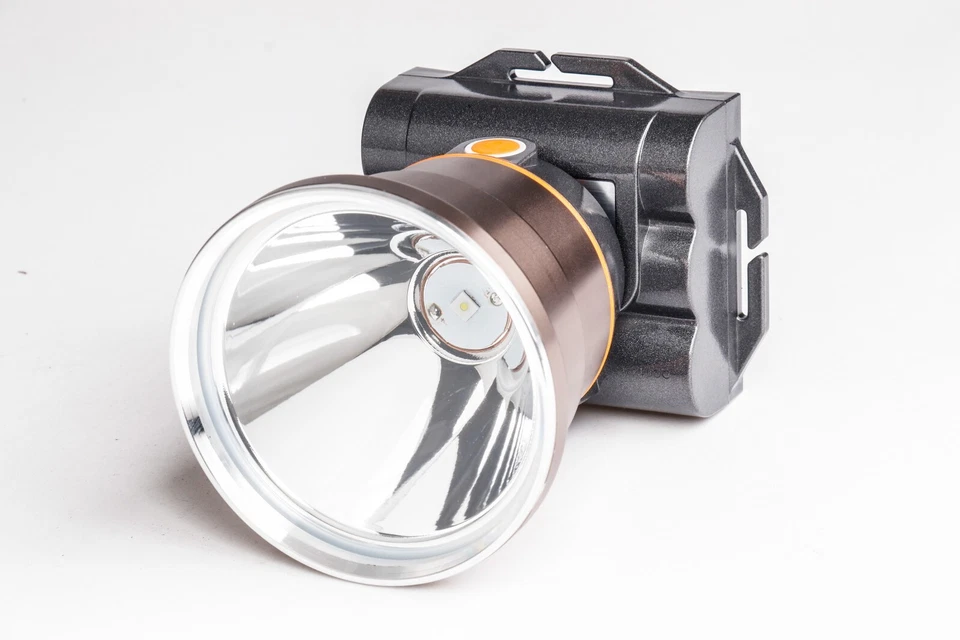 Faro LED recargable Outlaw 15 vatios vapor Trail exterior Foto 3 de 4