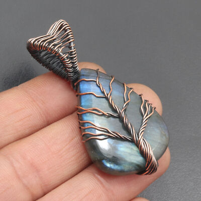 Labradorite Gemstone Copper Wire Wrapped Pendant 2