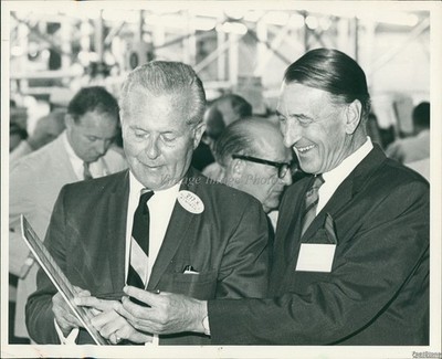 1968 James B Franklin Pres Airlift International & Wm Earle Business Photo 8x10