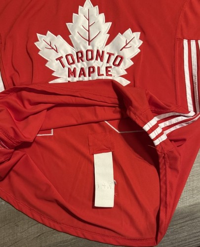 Seltenes rotes Toronto Maple Leafs Auston Matthews #34 Trikot Adidas Größe L - Bild 6 von 10