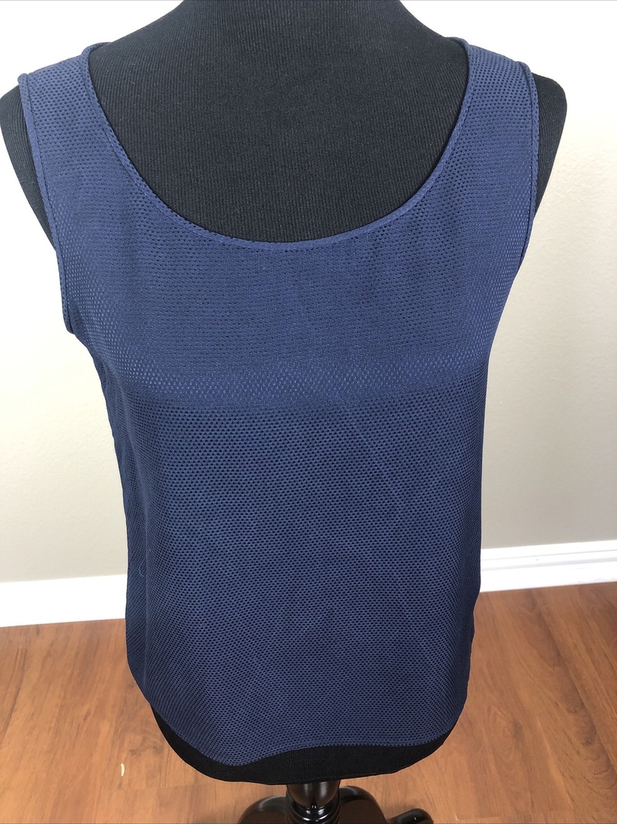 Valentino Boutique ITALY VTG 80s 4/6 Small Textured Silk