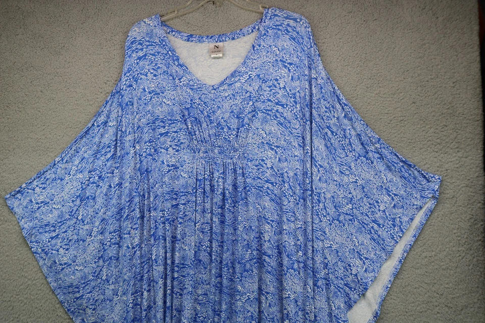 Natori Azul y Blanco Floral Encubrimiento-Talla Mediana-Playa-Suaves-Mangas Murciélago Foto 2 de 4