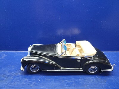 Maisto 1/18 Mercedes-Benz 300SC 1955 - Modèle Réduit Diecast Bleu - Occasion