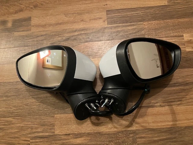 Espejos retrovisores Ford Fiesta 2013-2017 plegables eléctricos blancos nuevos par L/H R/H Foto 2 de 3