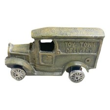 CAST IRON TOY TOWN DELIVERY TRUCK