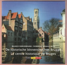 BELGIQUE COFFRET EUROS  2010 NEUF FDC - 8 MONNAIES + 1 MEDAILLE