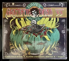 Grateful Dead Dave's Picks 33  NIU DeKalb Illinois 10/29/1977 3 CD