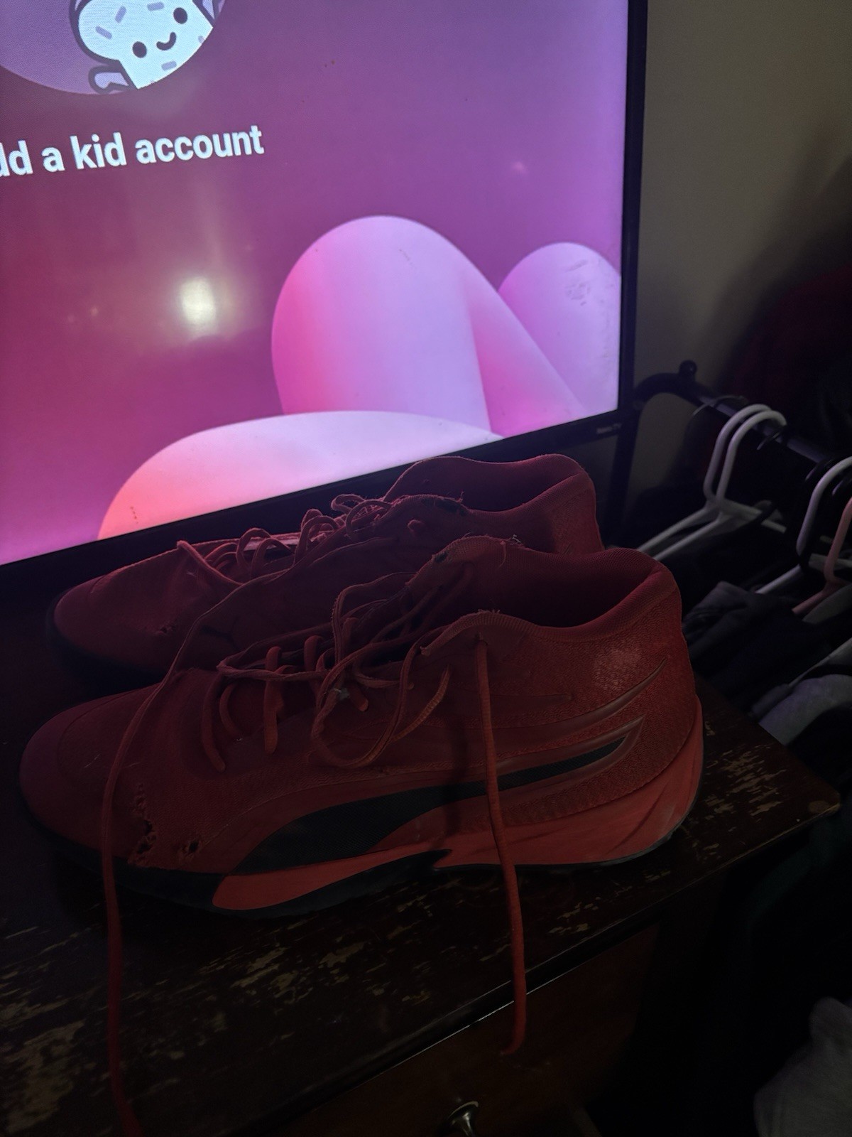 PUMA Red Black Solid Pattern Lace Up Low Top Athl… - image 1