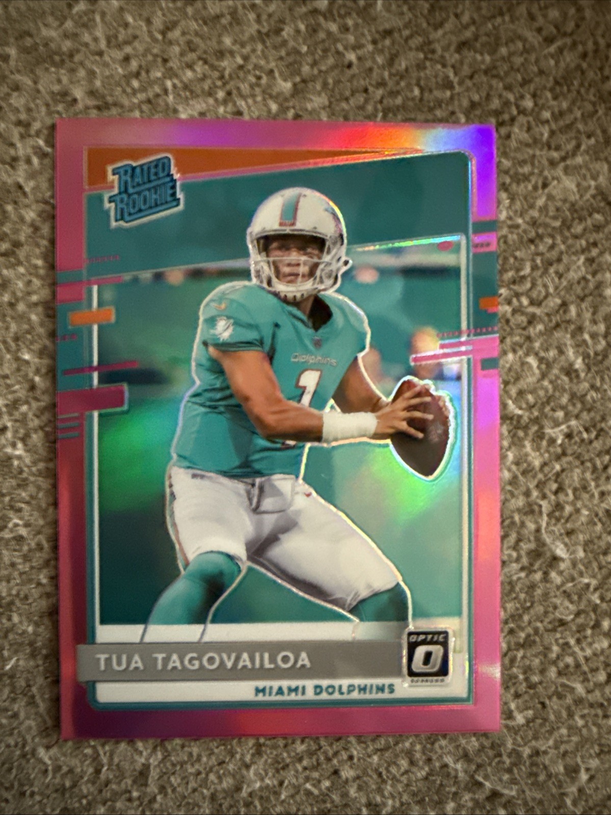 2020 Donruss Optic Tua Tagovailoa Pink Holo Rated Rookie Dolphins RC