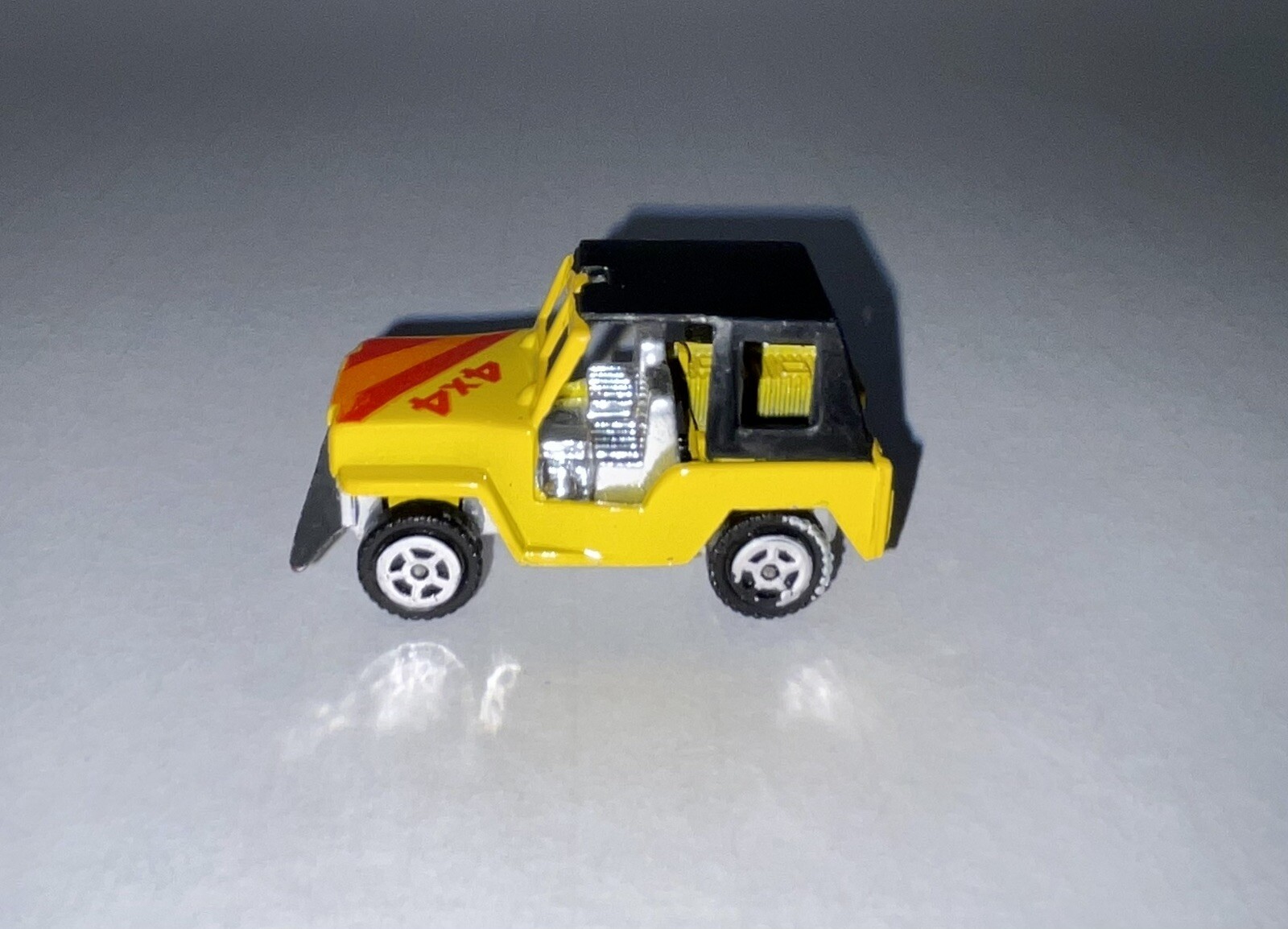 Picture 4 of 5