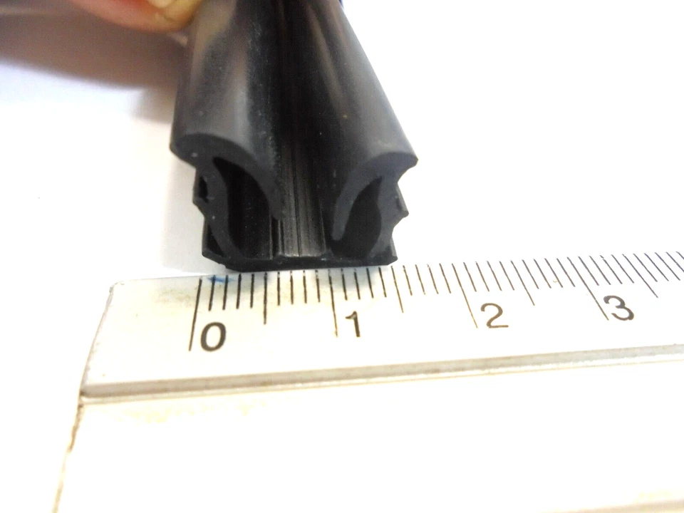 Para Mazda B2200 B2600 Pickup 1985-98 Janela Vidro Run Channel Frontal LH/RH Direto - Imagem 3 de 4