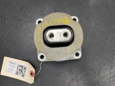 ベル　psa9 Transmission Mount Bracket 2019 Dodge Charger 68092519AA 2014 2015