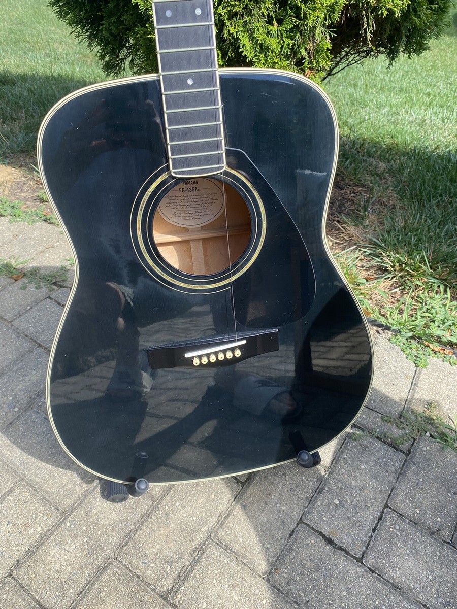 Vintage Yamaha FG-435A BL Black Acoustic Guitar With Case Vintage Yamaha FG-435A BL Black Acoustic Guitar With Case