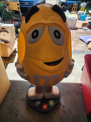 M&M Yellow Candy Character 40’’ Large Life Size Store Display on Wheels ...