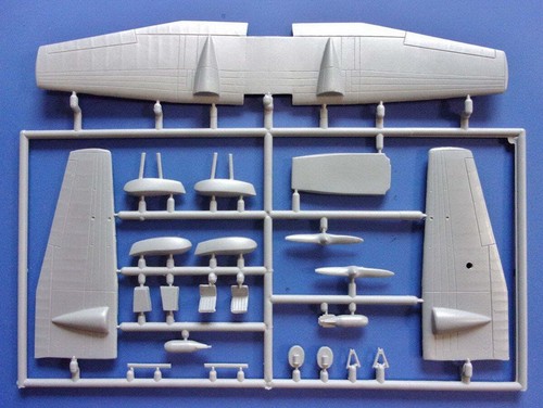 Kovozavody Prostejov 72476 1:72 Grumman J4F-2/OA-14 'Widgeon' - new tooling 2024 - Bild 3 von 7