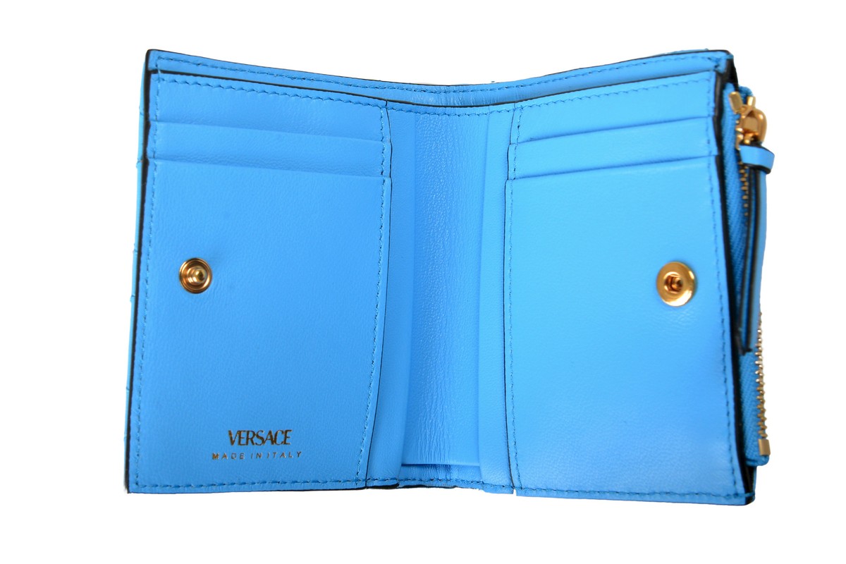 Versace★素敵!Blue Leather Quilted Card Case Compact Wallet Versace Women's Blue 100% Leather Quilted Card Case Compact