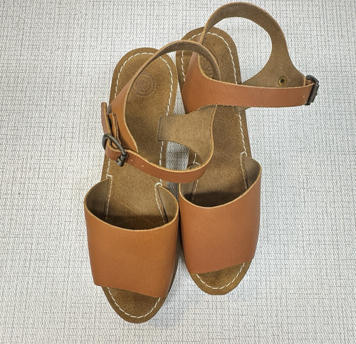 URBAN OUTFITTERS Tan Leather Wooden Platform Heel Rita Boho Clogs 9 NWOB - Picture 5 of 13