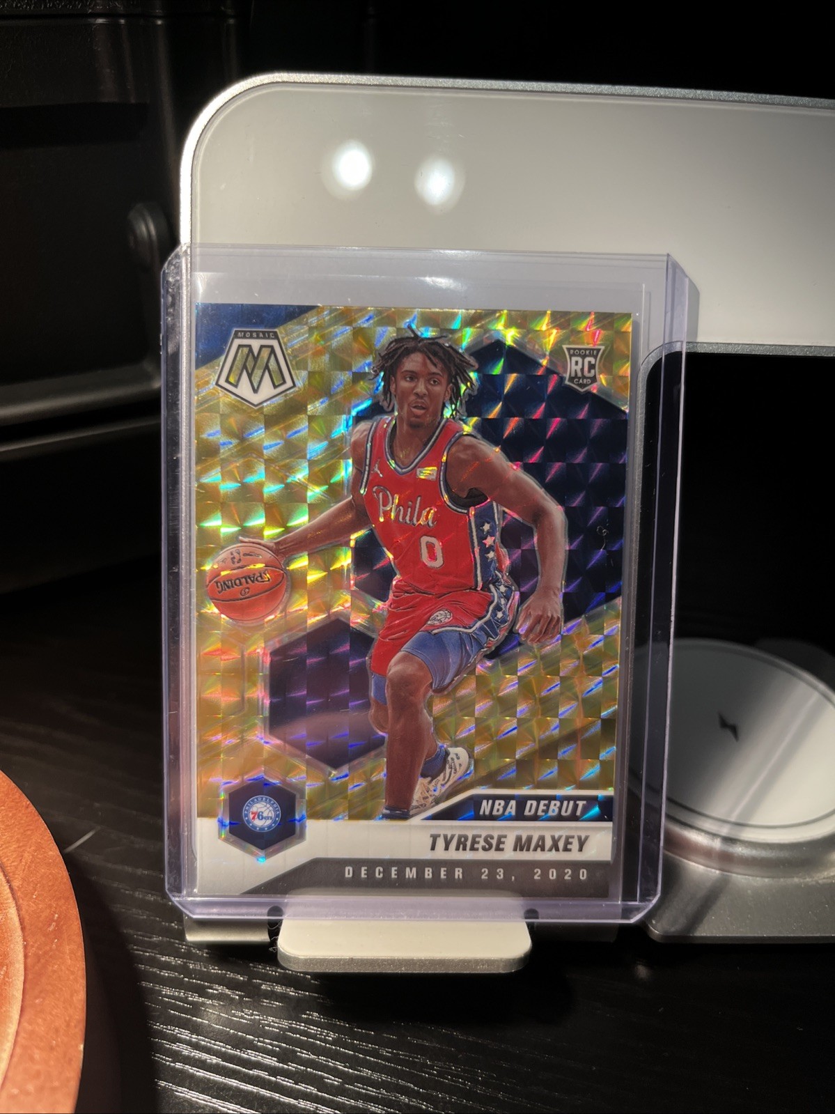 2020-21 Panini Mosaic - NBA Debut Tyrese Maxey #263 Reactive Yellow Prizm (RC)