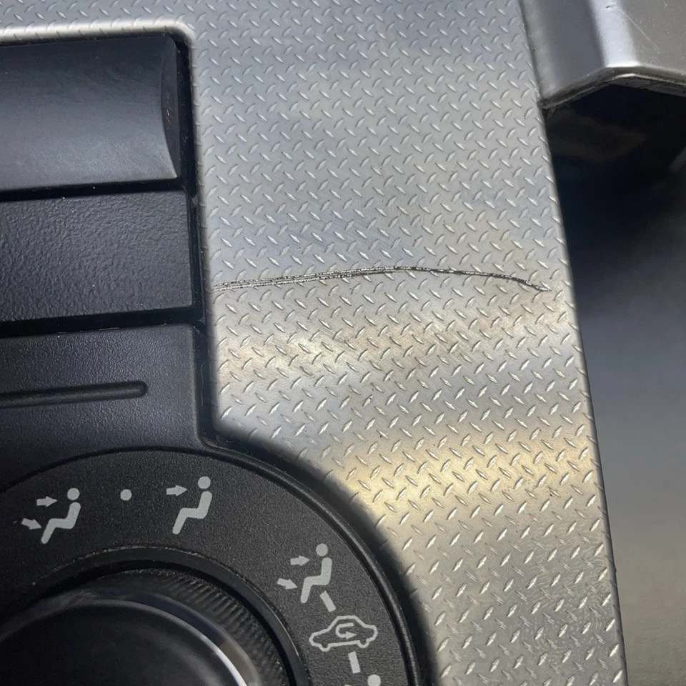 Jeep Grand Cherokee 2008-2010 radio bisel tablero central embellecedor control de temperatura Foto 4 de 4