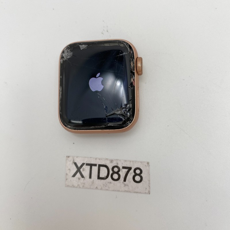 Apple Watch SE 1st Gen. 40mm Aluminum Gold GPS A2351 - CRACKED SCREEN