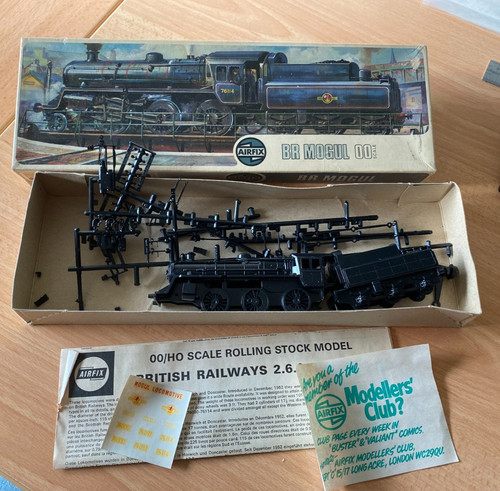 AIRFIX SPUR OO/HO 04653-0 BR BAUSATZ SERIE 4 - TEILGEBAUT (FAST KOMPLETT ) | Zustand: Used