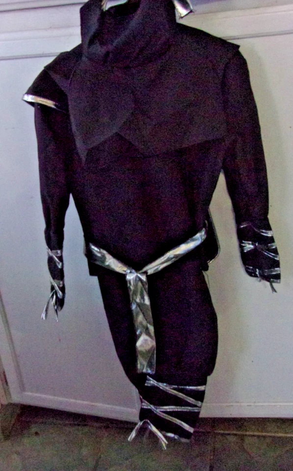 inCharacter Premium Disfraz Ninja Negro Niño Talla 6 Nuevo en Paquete Foto 2 de 4