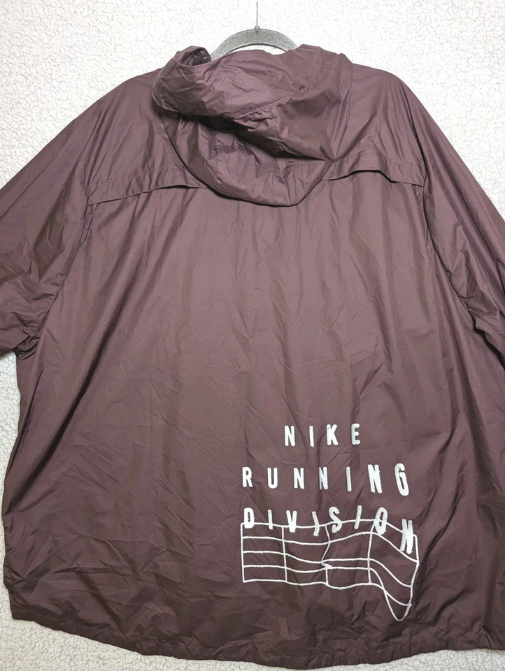 NWT Nike Storm Fit Run Division Maroon Jacket 4XL Tall - Image 3 of 4