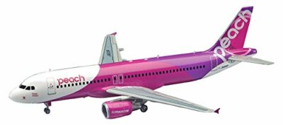 [美品]peach エアバスA320-200 1/200 飛行機模型[ギア付き] 美品]peach エアバスA320-200 1/200 飛行機模型[ギア付き