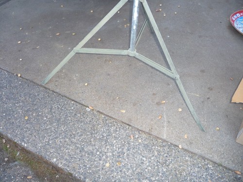 Vietnam Era? Metal Tripod - Picture 5 of 7