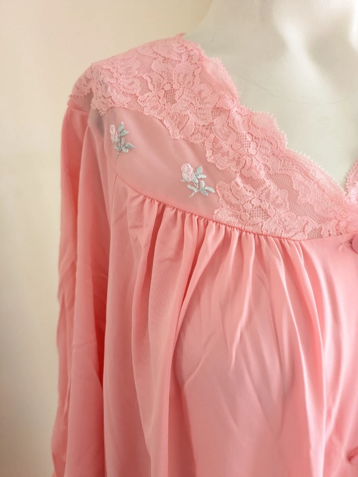 Vintage Shadowline Dressing Gown Large Robe Pink Lace Floral Rose Embroidery - Image 4 of 4
