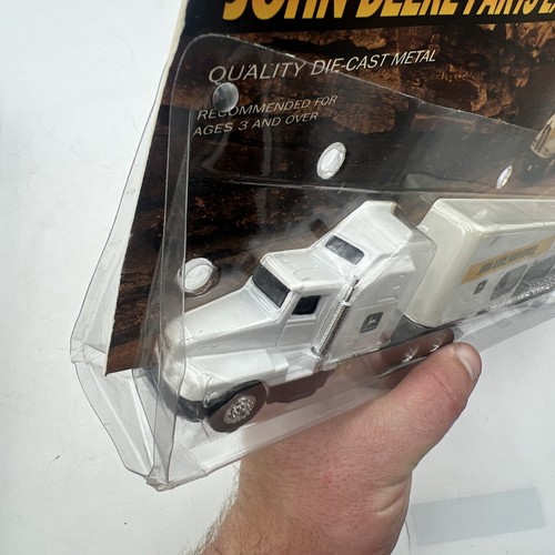 1992 ERTL JOHN DEERE PARTS EXPRESS DIECAST SEMI TRACTOR TRAILER 1/64 #5714 - NIB - Picture 12 of 13
