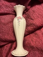  Lenox Petite Rose Bud Vase Ivory with Gold Accents Porcelain Collection 8 “