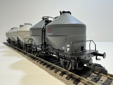 Roco 44015 - Set mit 3 Kesselwagen Ep.III der DB in HO