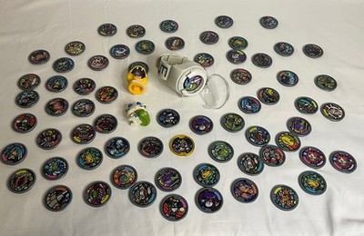 Lot Of Hasbro Yo-Kai YOKAI Watch, 67 Medals, And 2 Figures Gold and holographics