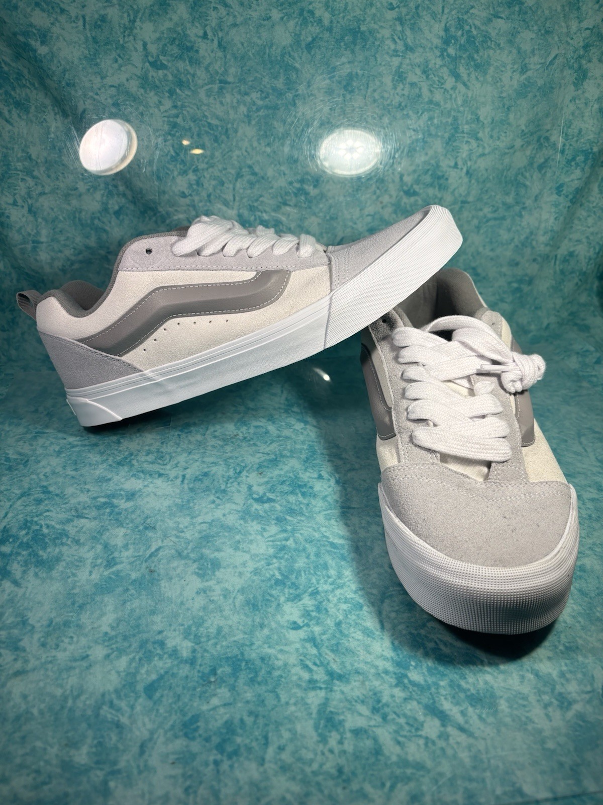 Vans Knu Skool Men’S Gray Low Top Chunky Suede Skate Shoes 13