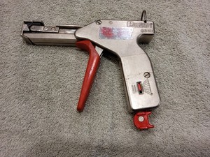 Panduit GS4H Cable Tie Tensioning and Cut-Off Tool