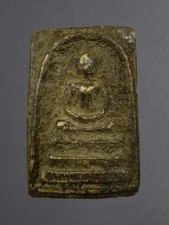 Phra Somdej Wat Rakang Pim Yai – Ancient Thick-Crust Amulet