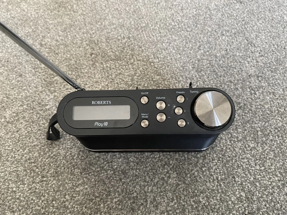 Roberts Radio PLAY10 DAB Digital With FM Tuner - Black portable radio - Image 4 of 4