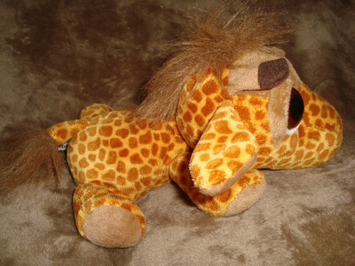 Russ Peepers Giraffe Leda 9" Long Plush and Beans - Imagen 4 de 5