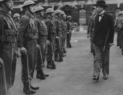 Sir Archibald Sinclair , Secretary of State for Air, inspect - 1941 Old Photo 2
