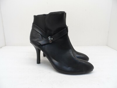 CL by Laundry Women's Shelly Heeled Ankle Bootie Black Size 6M