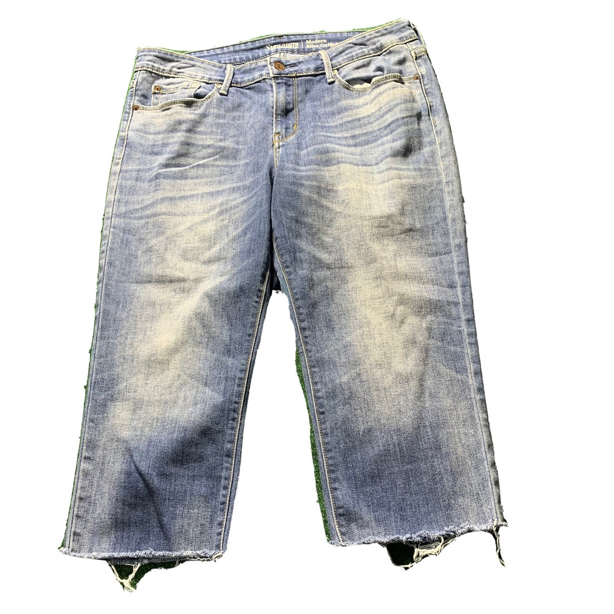 Signature Levi Strauss Jeans Women Size 12 31 Modern Slim raw cuff