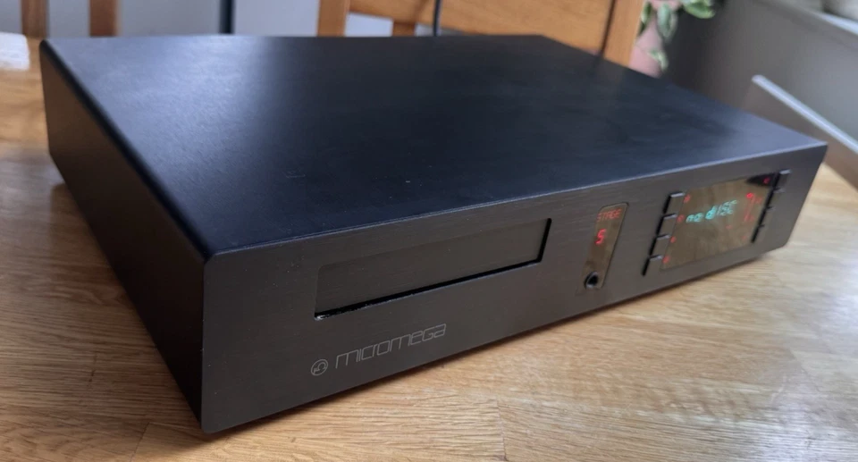 Micromega Stage 5 cd player: not working / parts only - image 2 of 4