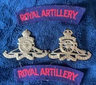 Set of Original WW2 Era Royal Artillery Shoulder Titles & Cap Badges (2 Types)