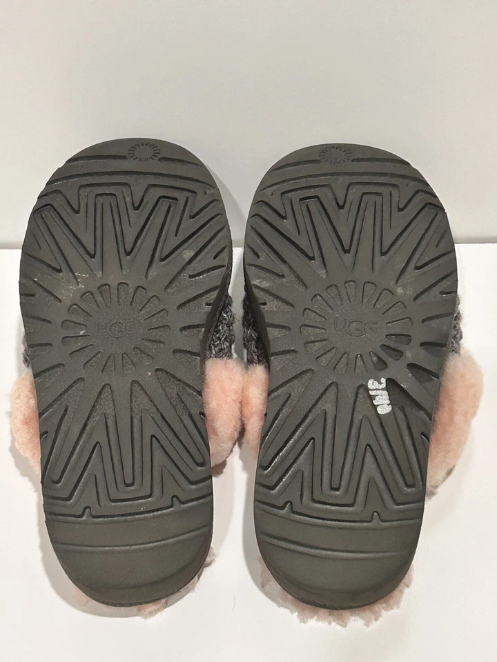 UGG Cozy Knit Slide Slippers Womens 5 US Charcoal Gray/ Pink Shearling Comfort - Image 4 of 4