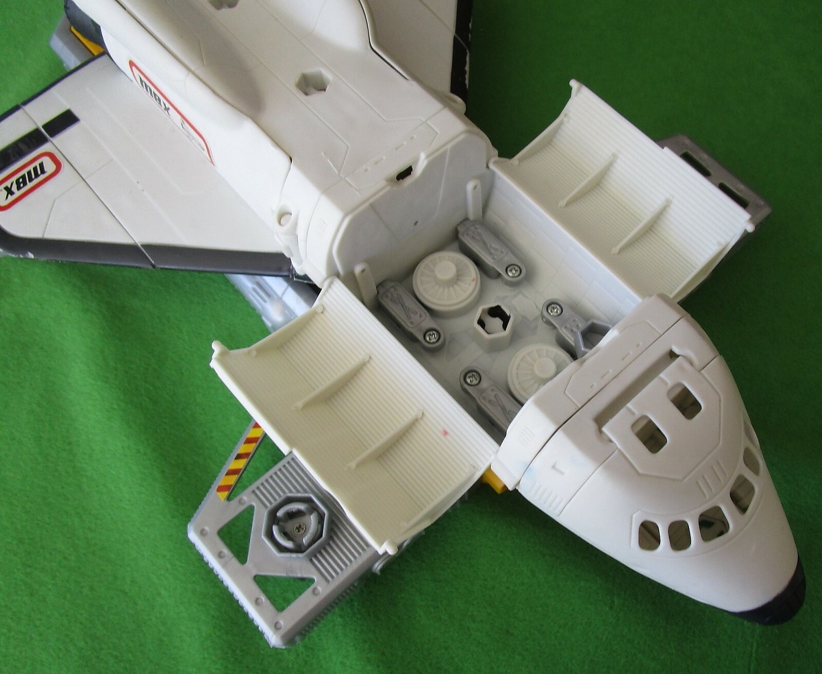 Matchbox Mega Rig Space Shuttle