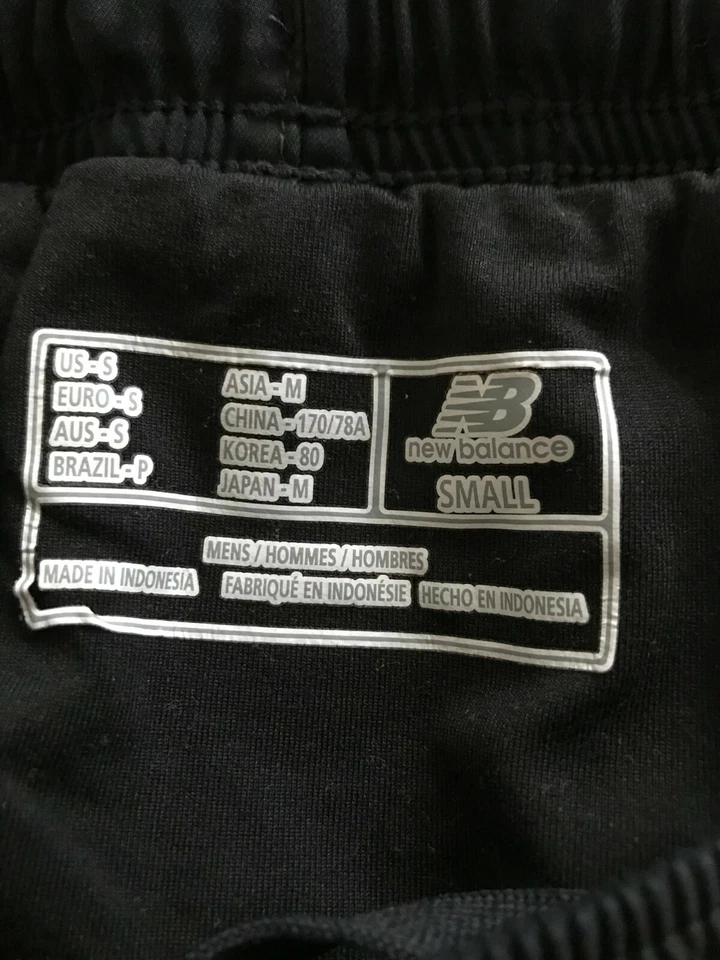 New Balance Boys Black Loose Small Logo Active Wear Athletic Shorts Size S   - Image 3 of 3