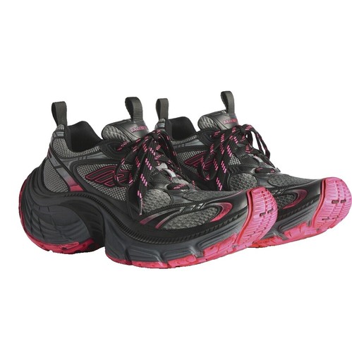 got a black en pink balenciaga size men 7 Balenciaga Pink/Black Tech Fabric/Leather Triple S Sneakers  main image 3