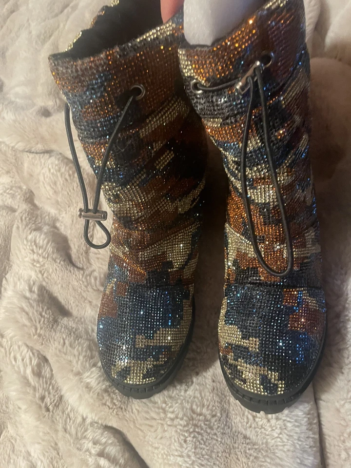 Botas de combate Steve Madden Phoenix para mujer talla 8M con tachuelas de cristal Foto 2 de 4