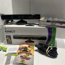 Microsoft Xbox 360 Kinect Motion Sensor Bundle, Tested And Working